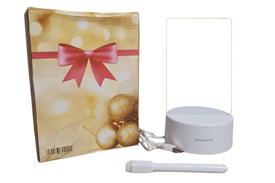 Contenido de la caja LUMINA: base circular, panel acrílico iluminado, rotulador borrable y cable USB integrado