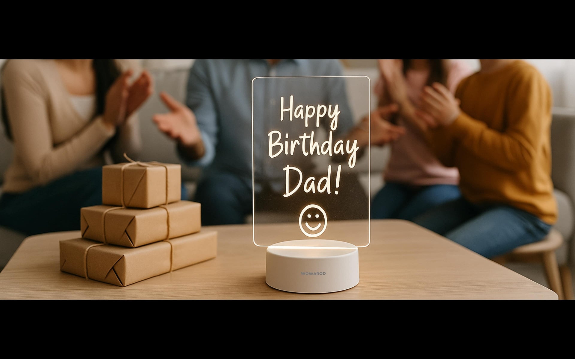 Lámpara LED Lumina mostrando mensaje personalizado | Lumina LED Lamp showing personalized message